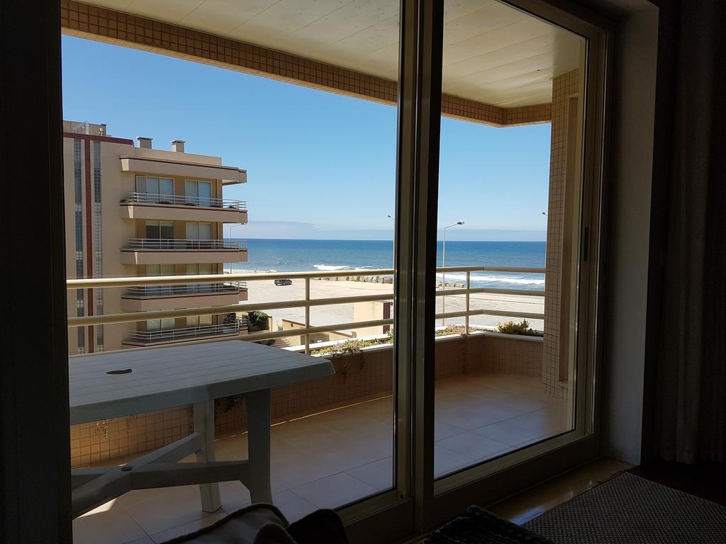 Facing The Sea Apartment Furadouro Exterior photo